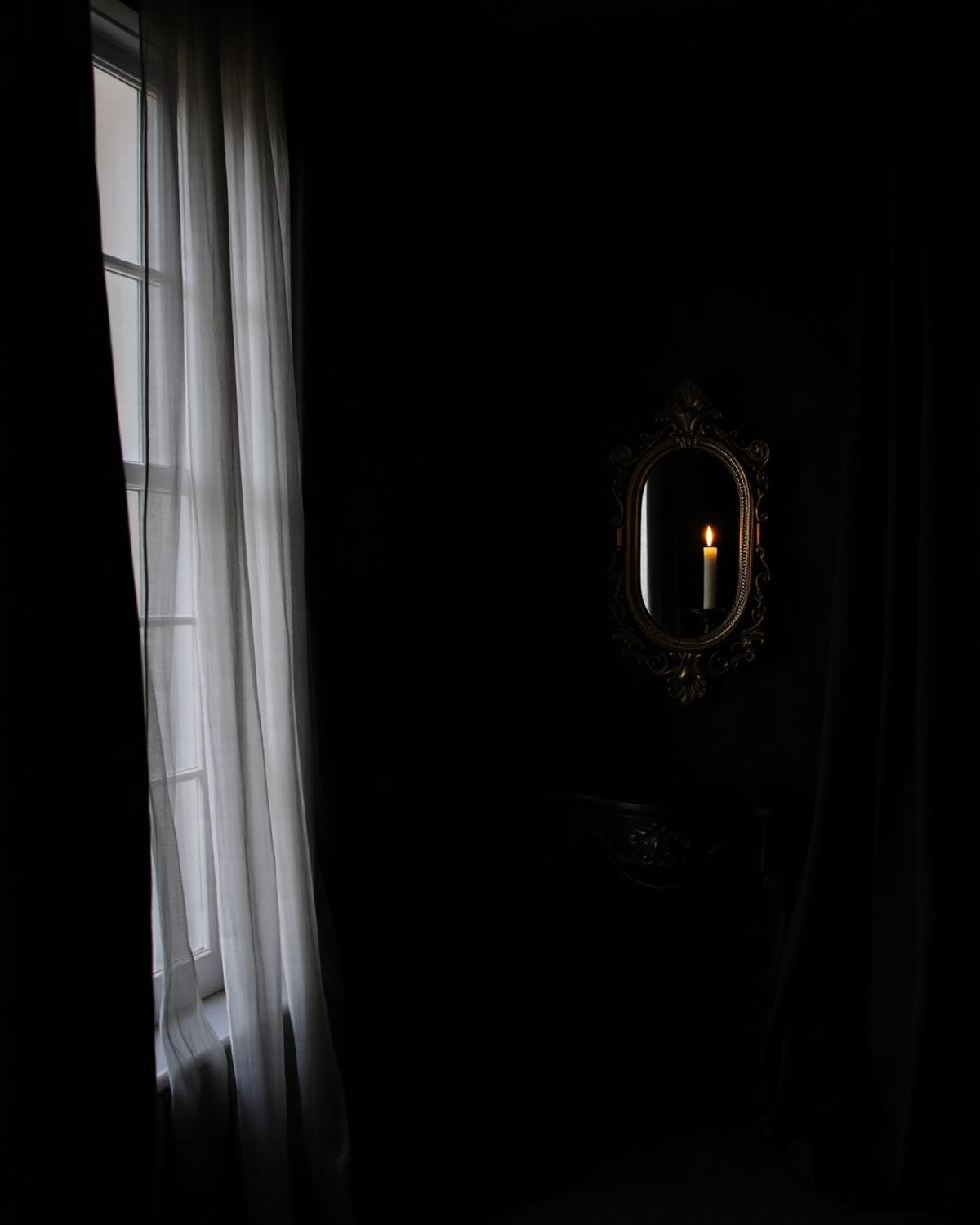 Gothic romance held at a whisper